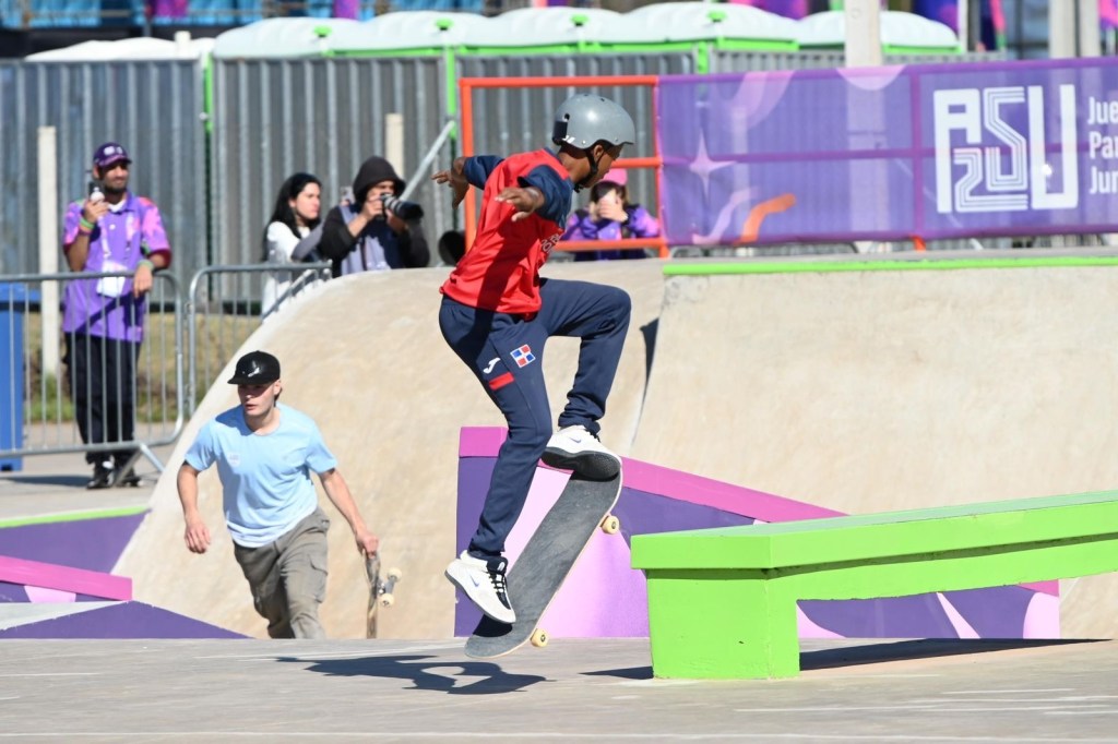 Dos corazones dominicanos que inspiran desde el skatepark en Asunción&nbsp;2025
