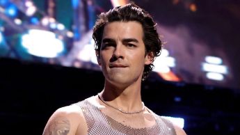 Joe Jonas genera revuelo en redes por gesto en pleno&nbsp;concierto