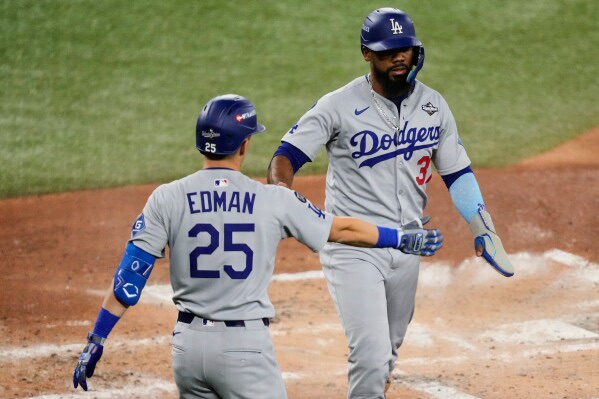Barger hace historia con grand slam y guía paliza de los Azulejos sobre los&nbsp;Dodgers