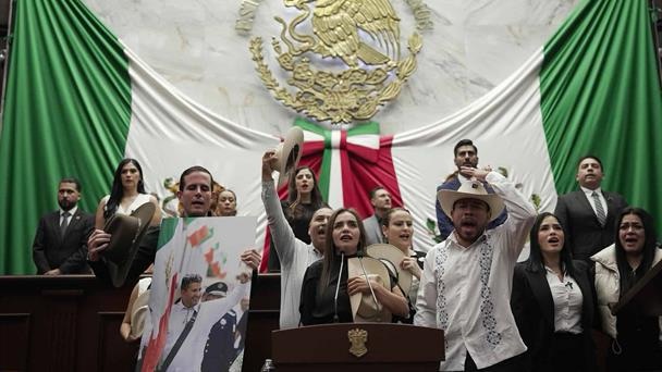 Fiscalía identifica a un joven de 17 años como presunto responsable del asesinato del alcalde de&nbsp;Uruapan