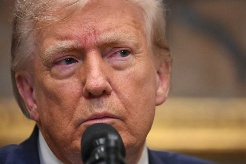 Trump carga contra periodistas del&nbsp;New York Times&nbsp;por críticas a su encuentro con Xi&nbsp;Jinping