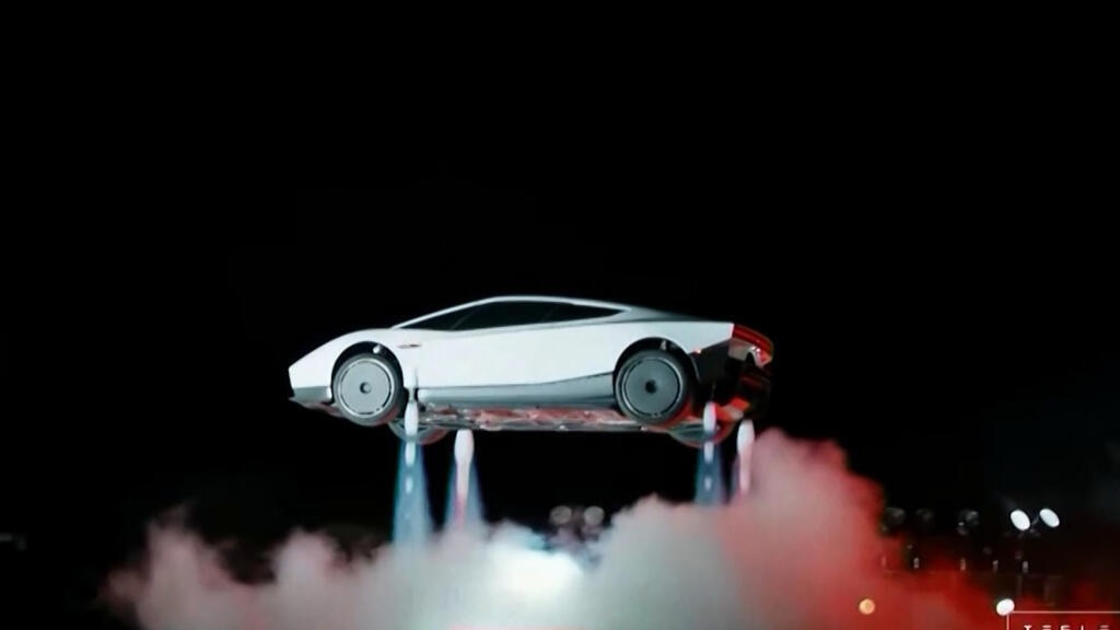 Elon Musk presenta el nuevo Roadster de Tesla con capacidad para impulsarse en el&nbsp;aire
